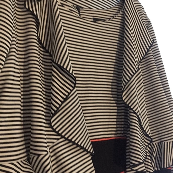 2 piece dress with jacket - Picture 2 of 8